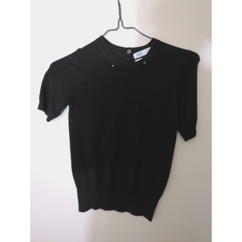 Zara Short Sleeve Sweater Women Small Black Gold Button Back Knit Minimalist